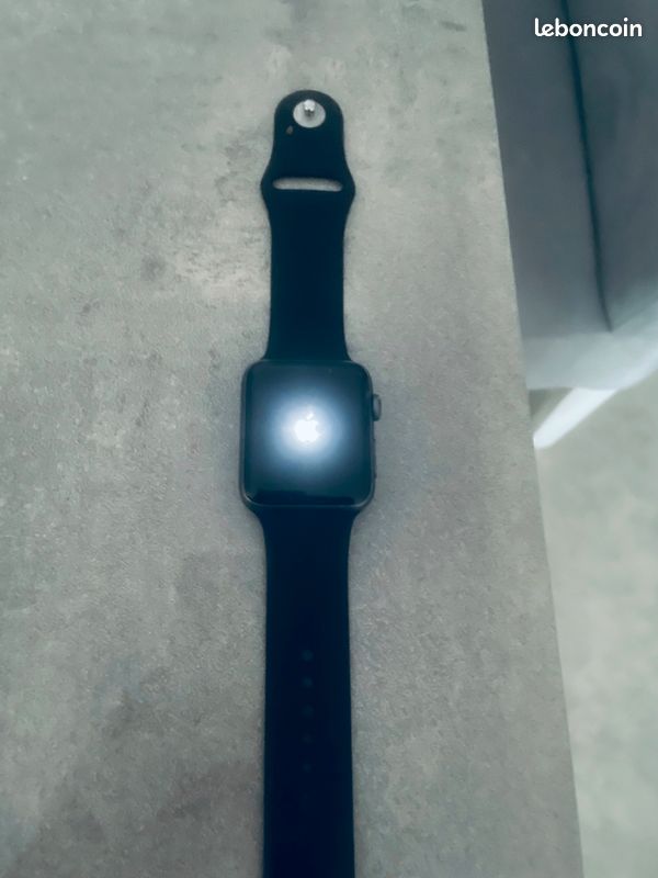 Apple watch série 3 GPS (image 1)