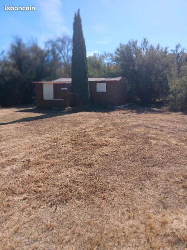 Terrain de loisir 2340 m2 avec cabanon · à Sigean · 12 000 €