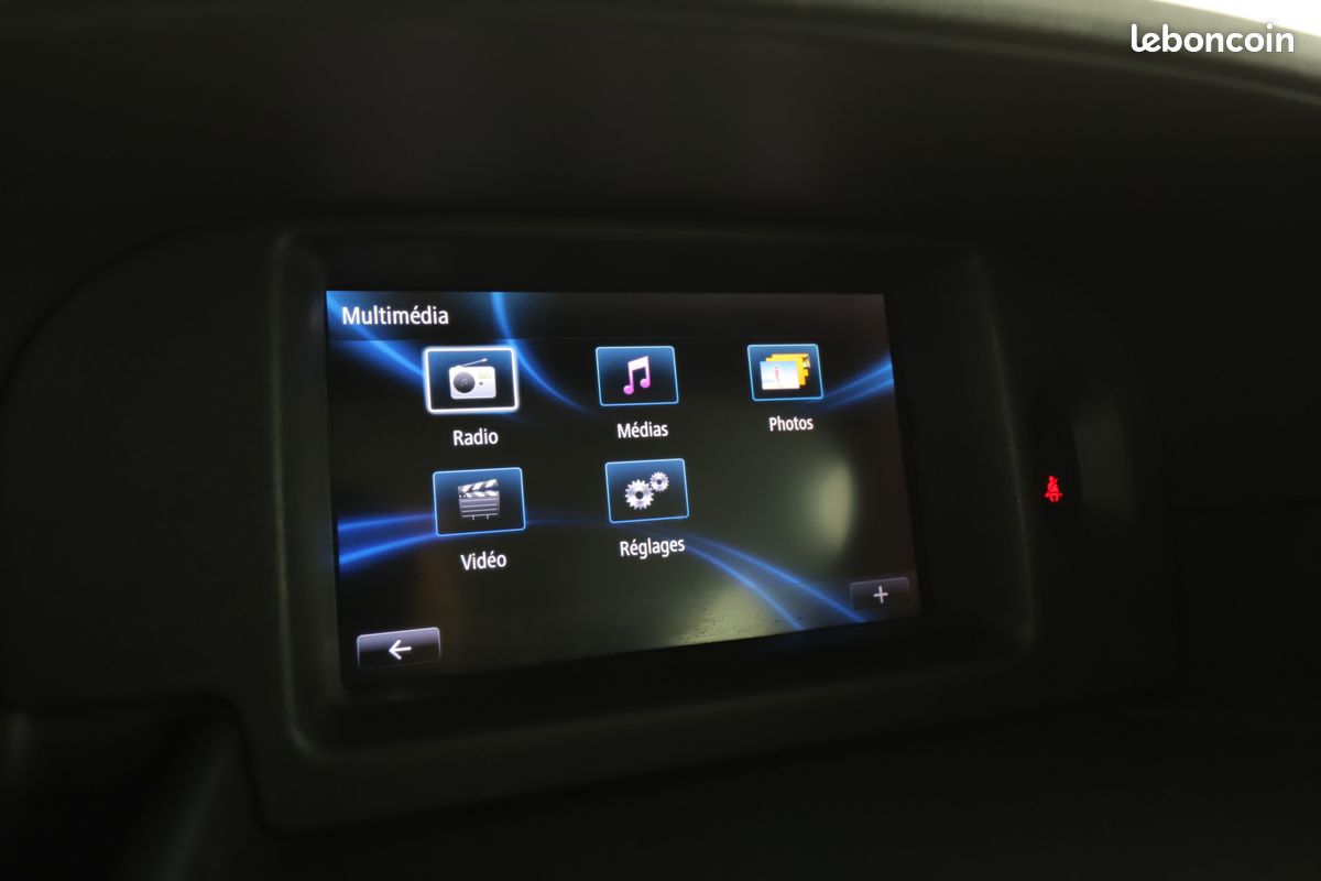 Renault Kangoo 1.5 Blue dCi Trend 80 ch (image 18)