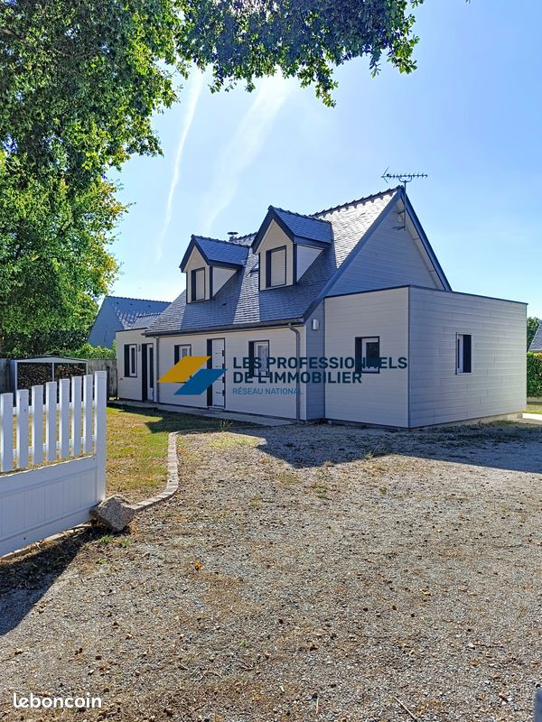 Maison 7 pièces 112 m² · à Férel · 112 m² · 304 000 €