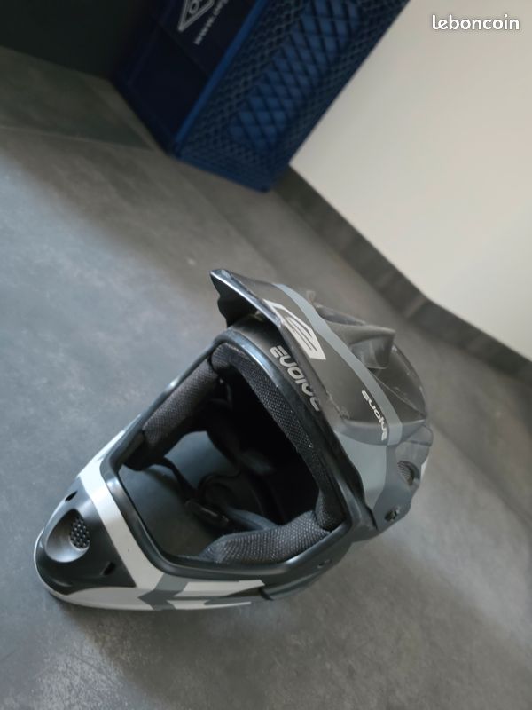 Casque intégral xs (image 1)