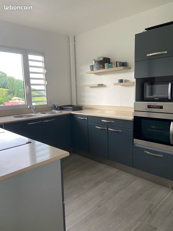 Appartement 4 pièces 84 m² · à Petit-Bourg · 84 m² · 1 350 €/mois