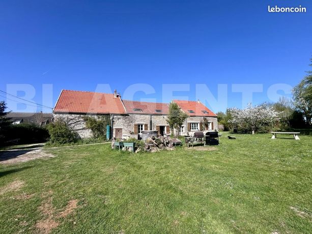 Maison 10 pièces 255 m²