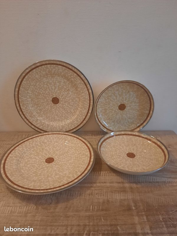 Service à Café Geneviève Lethu Harmonie - 1 Verseuse, 4 Tasses Et Sous-tasses - Porcelaine Beige - 2001
