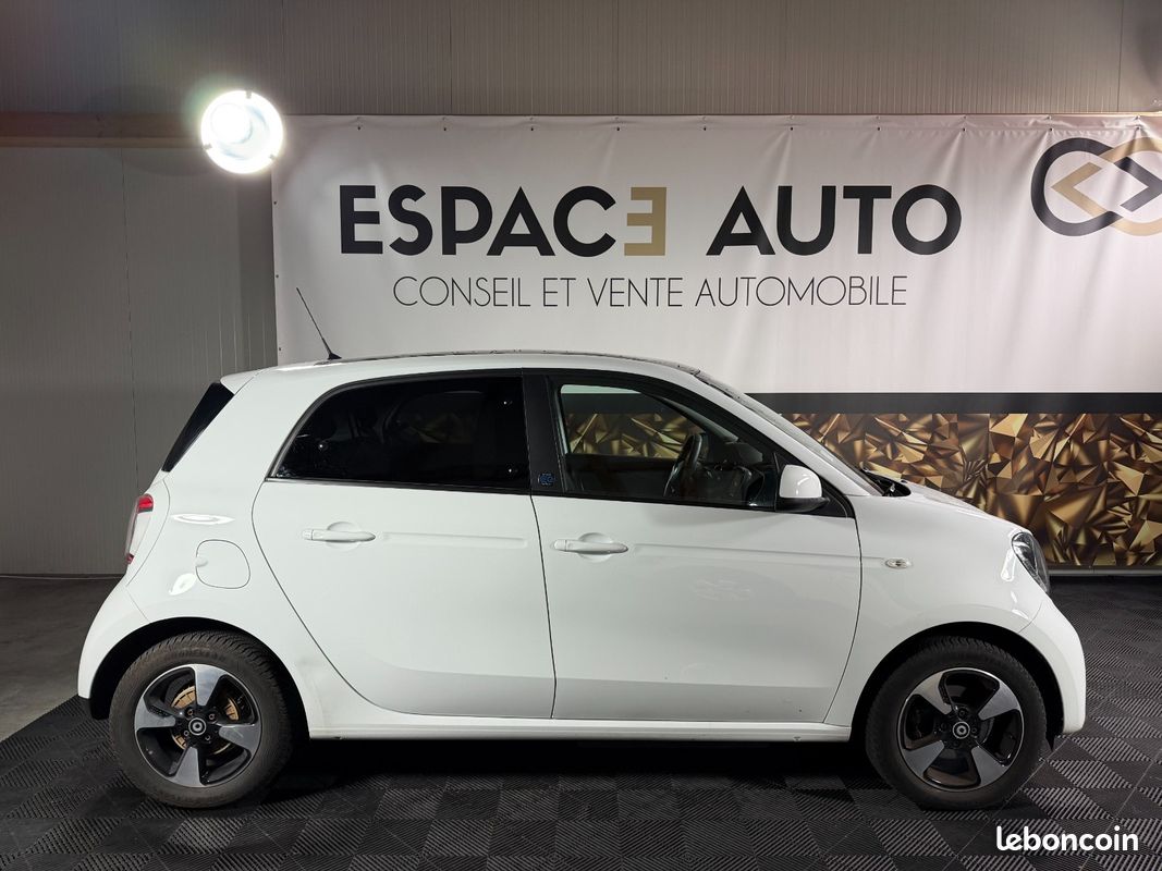 SMART FORFOUR EQ 82 ch Prime (image 6)
