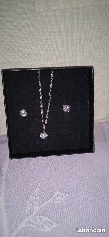 Parure fantaisie neuf (image 4)