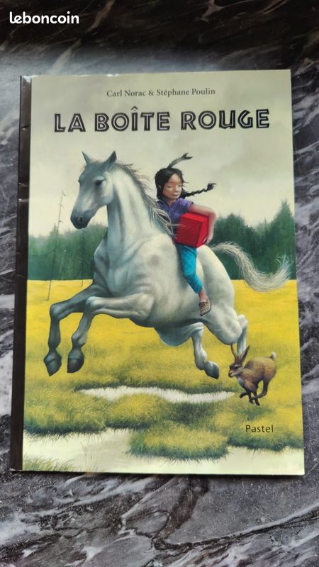 Livre " La boîte rouge" -ecoledesmax (image 1)