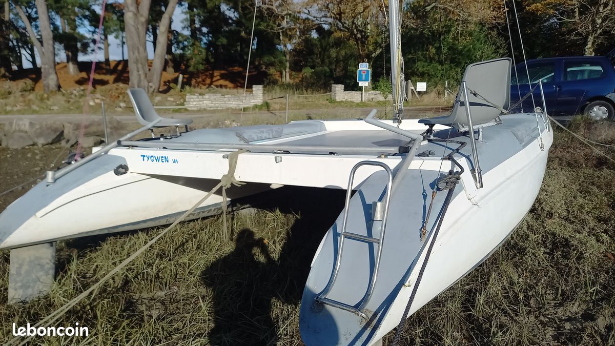 Catamaran twist (image 3)