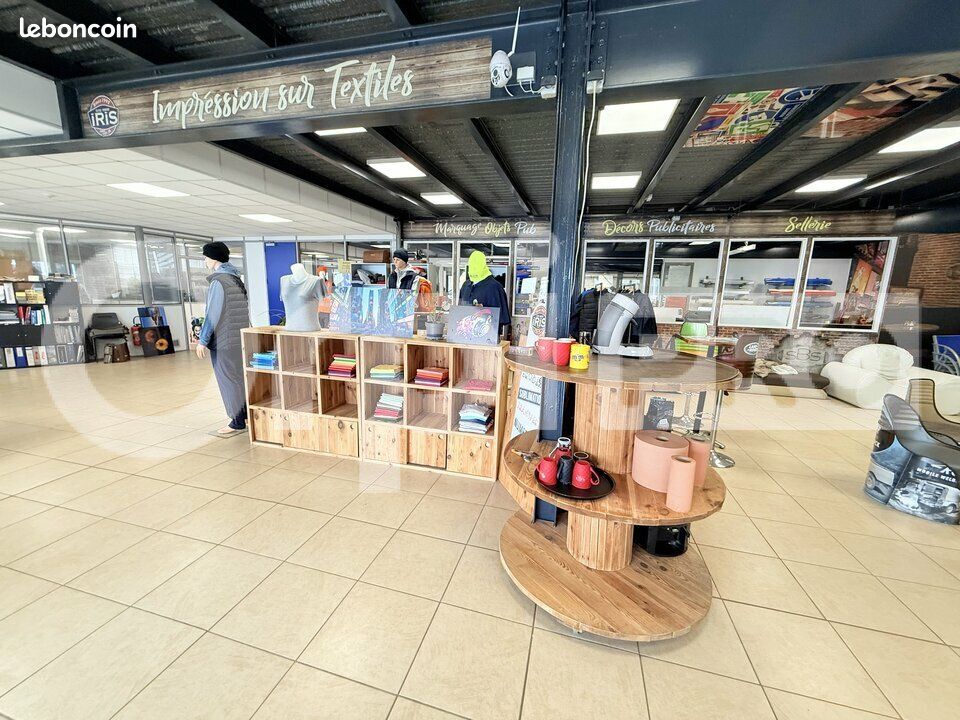 Local d'activité 2 236 m² (image 12)