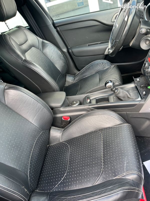 Ds4 so-chic hdi 115 cuir gps (image 5)