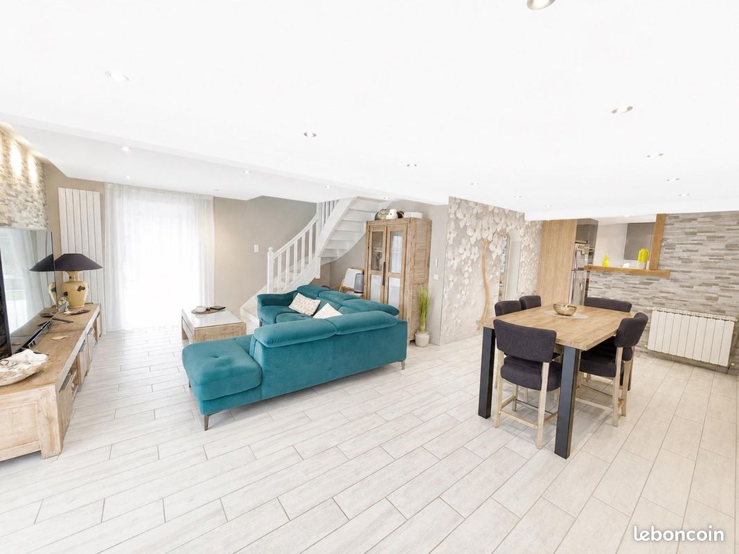 Maison 5 pièces 123 m² · à Urrugne · 123 m² · 700 000 €