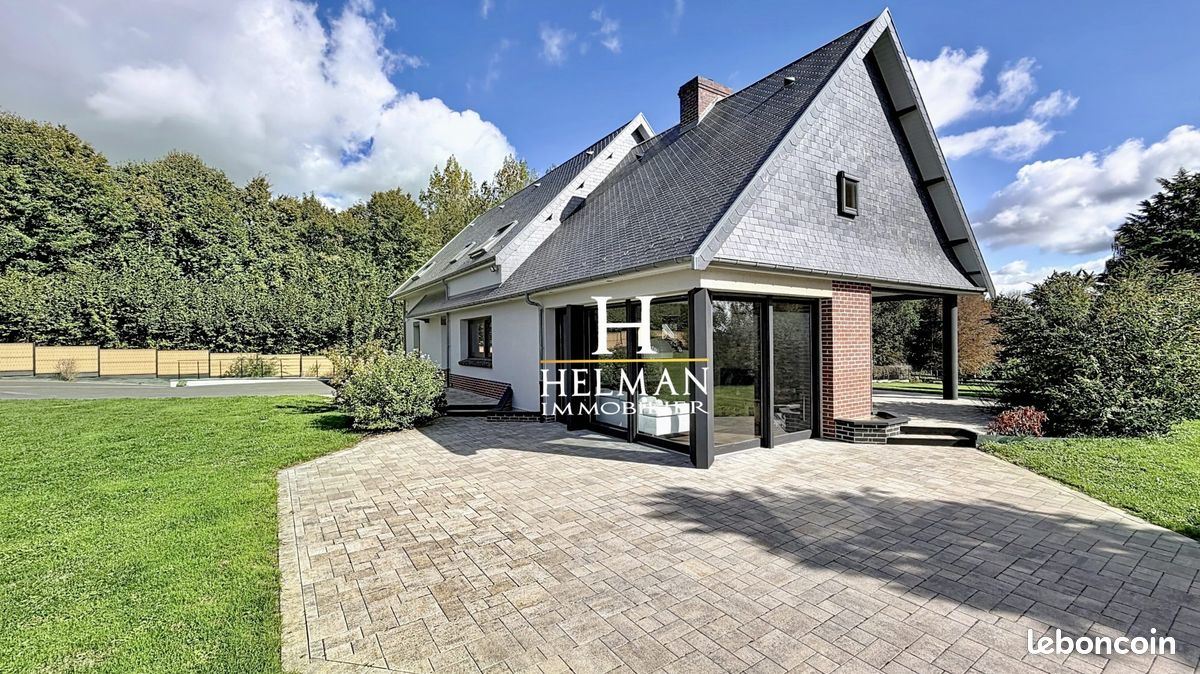 Maison 9 pièces 254 m² · au Parcq · 254 m² · 575 000 €