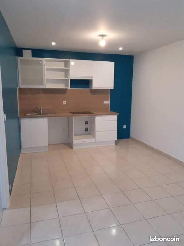 Appartement 3 pièces 49 m² · à Sainte-Geneviève-des-Bois · 49 m² · 876 €/mois