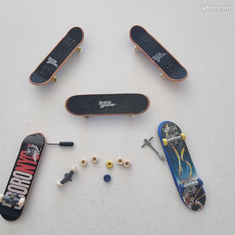 Mini skates (image 1)