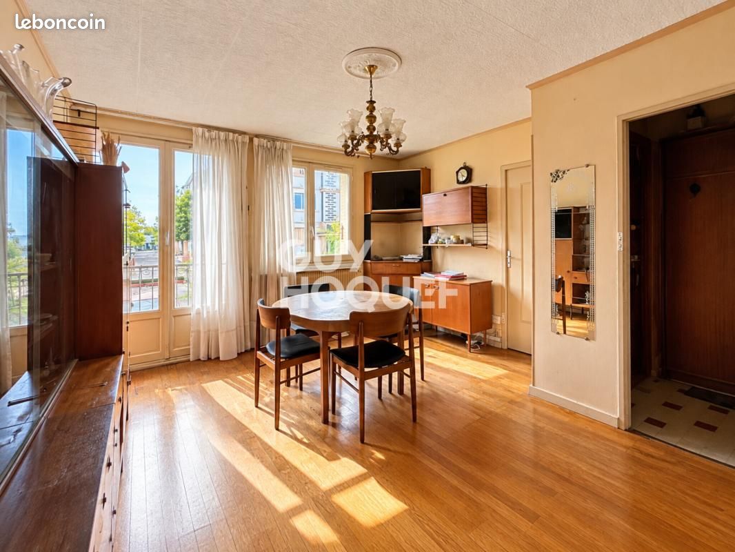 Appartement 4 pièces 64 m² · à Vaulx-en-Velin · 64 m² · 118 000 €