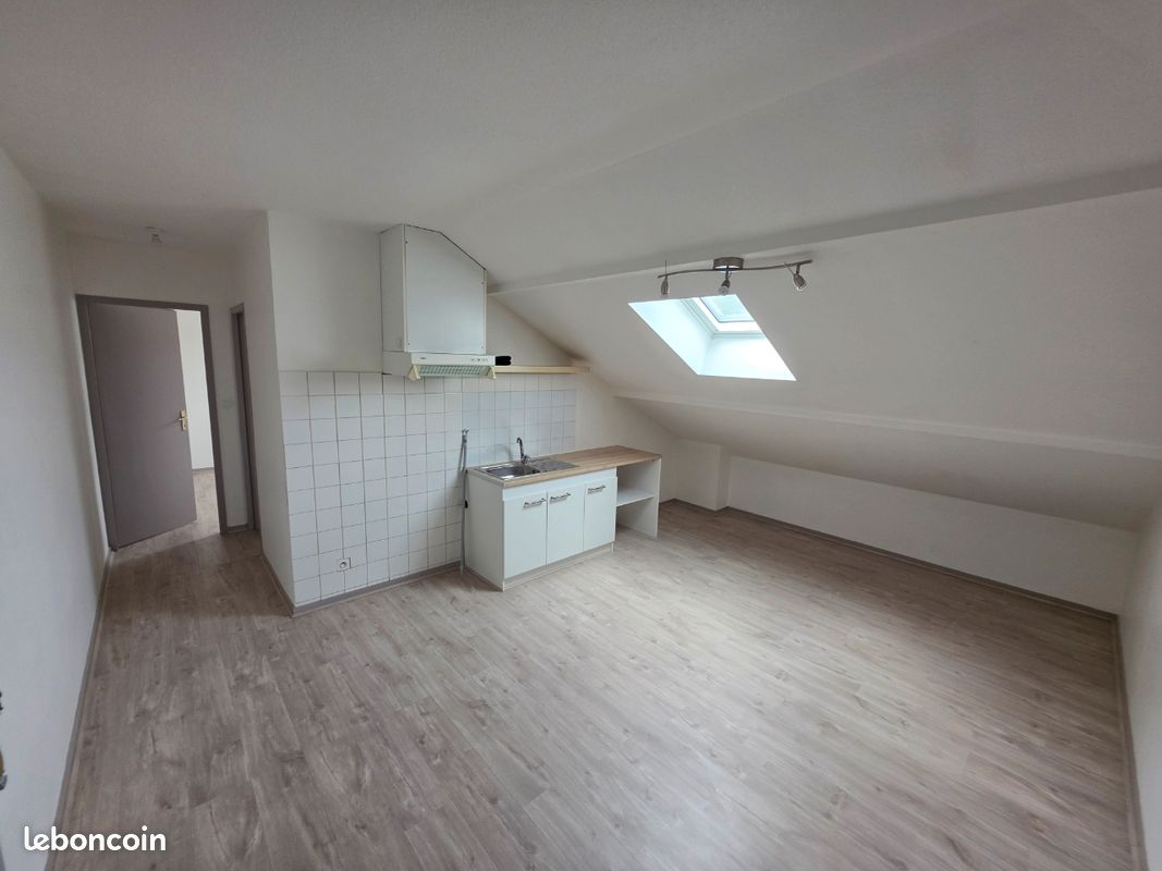 Appartement 2 pièces 40 m² · à Vaux-lès-Saint-Claude · 40 m² · 330 €/mois