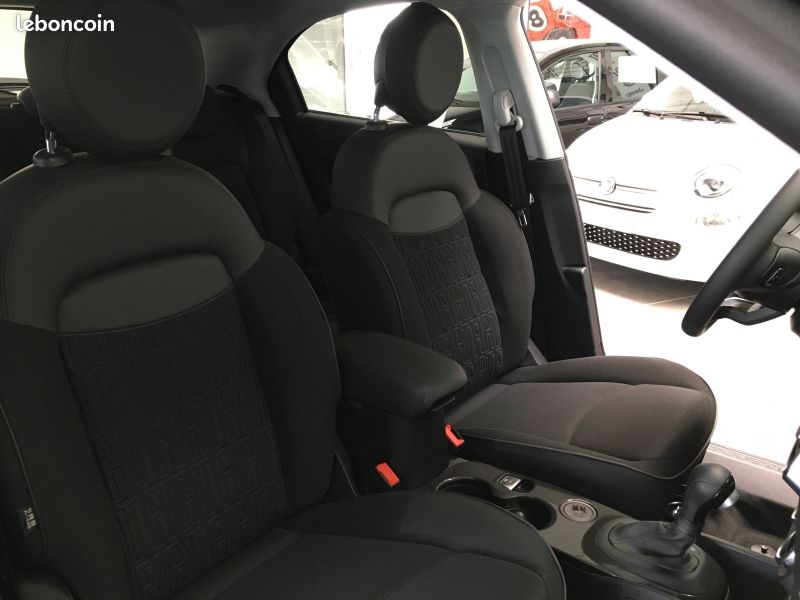 Fiat 500X 1.5 FireFly Turbo 130ch S/S Red Hybrid DCT7 (image 6)