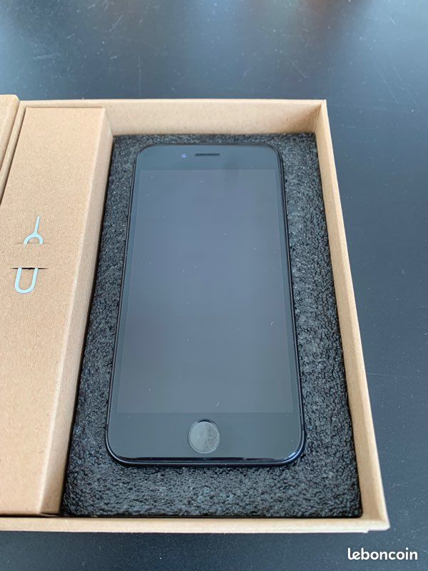 Iphone 8 (image 1)