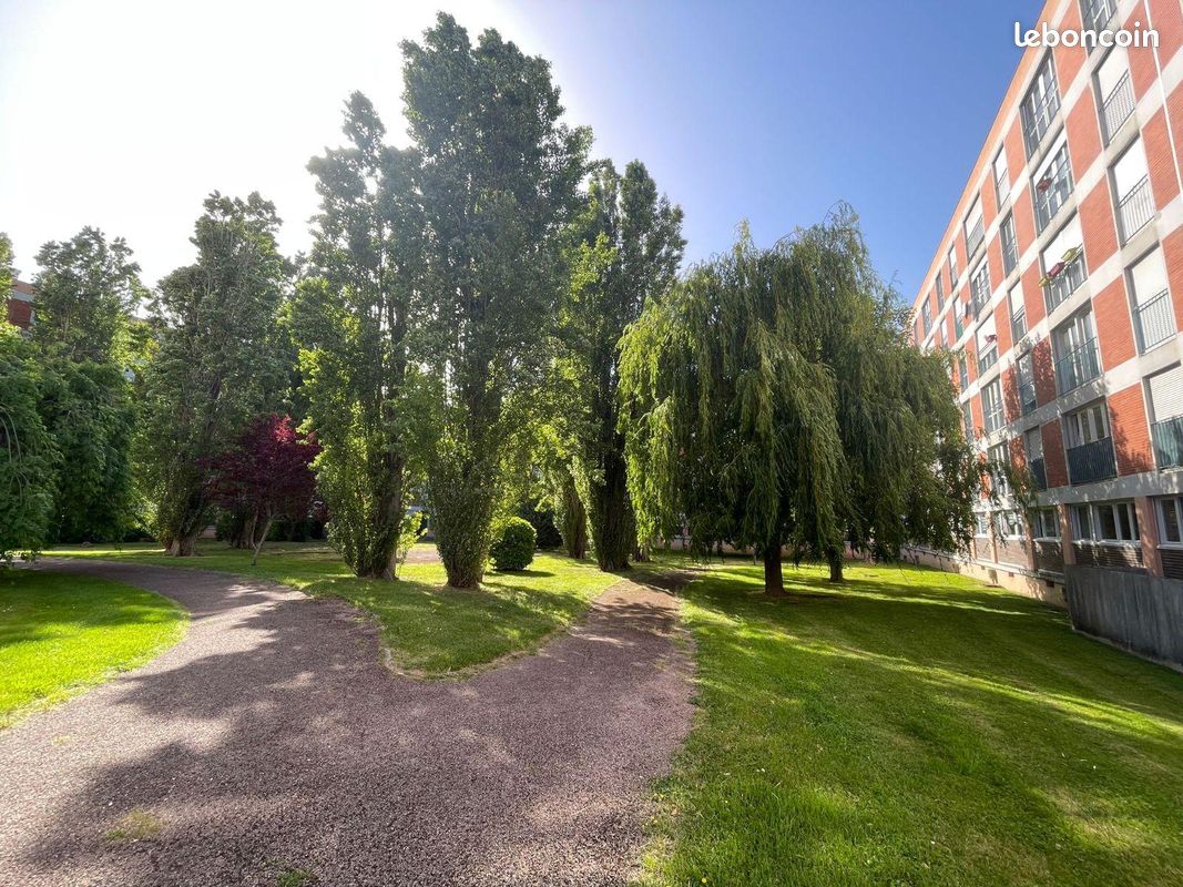 Appartement 4 pièces 78 m² · à Saint-André-les-Vergers · 78 m² · 74 000 €