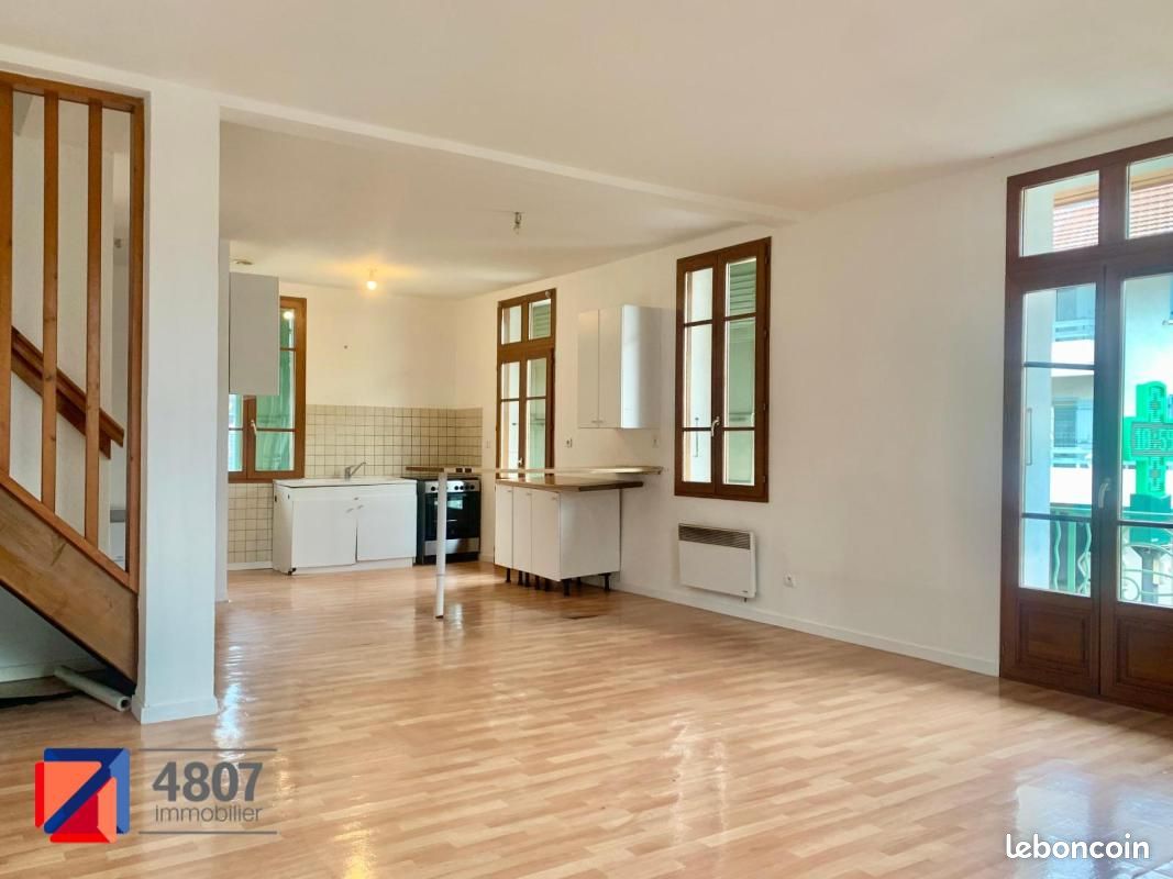 Appartement 5 pièces 75 m² · à Saint-Jorioz · 75 m² · 1 023 €/mois