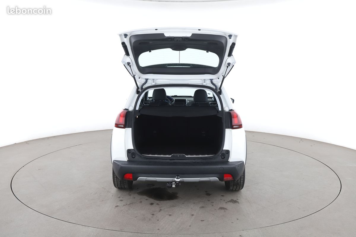 Peugeot 2008 1.2 PureTech Allure 110 ch (image 10)