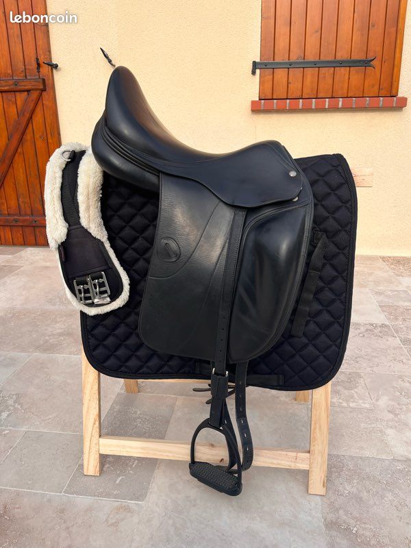 Couverture De Selle Cheval 60x28 Cm - État Correct - Marque Générique