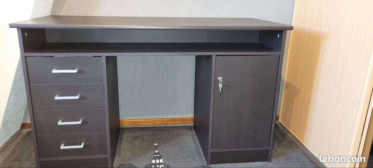 Bureau avec 4 tiroirs et une porte (image 3)