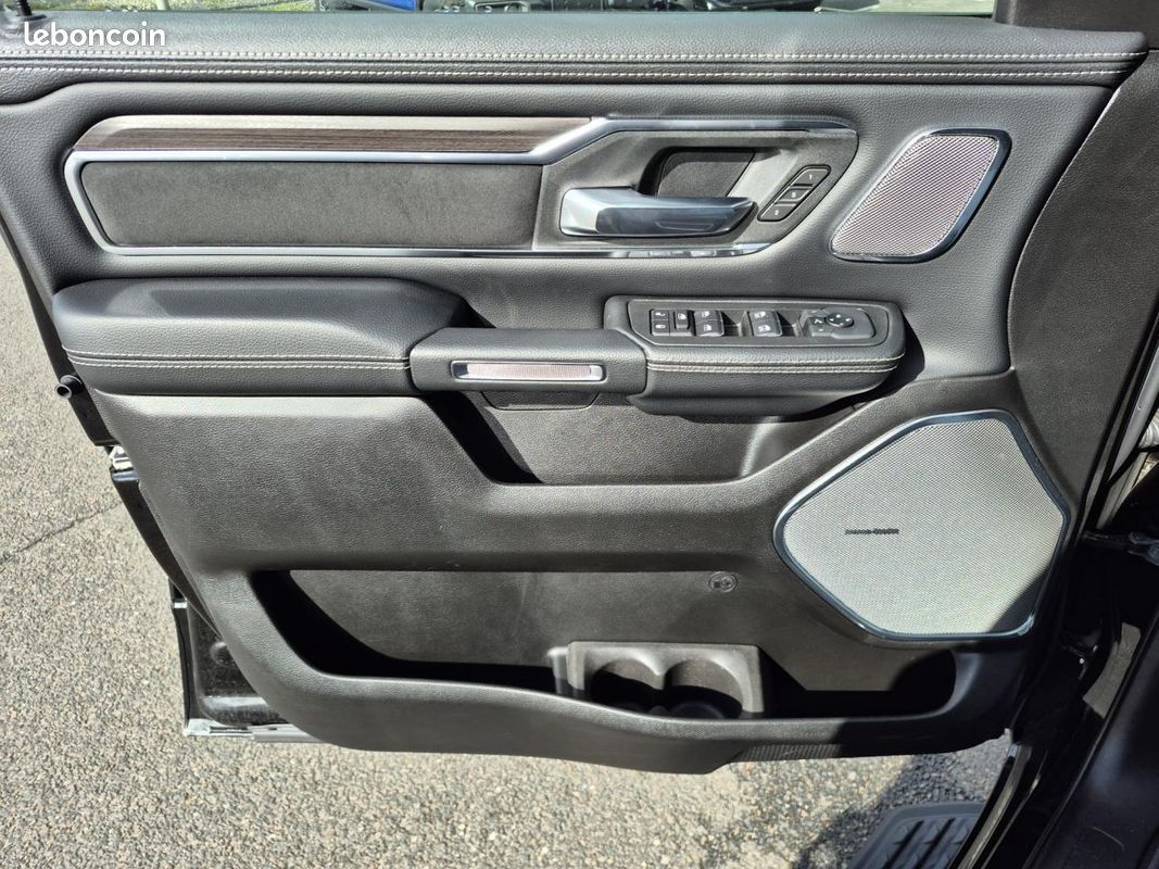 Dodge ram 1500 crew laramie sport night edition (image 20)