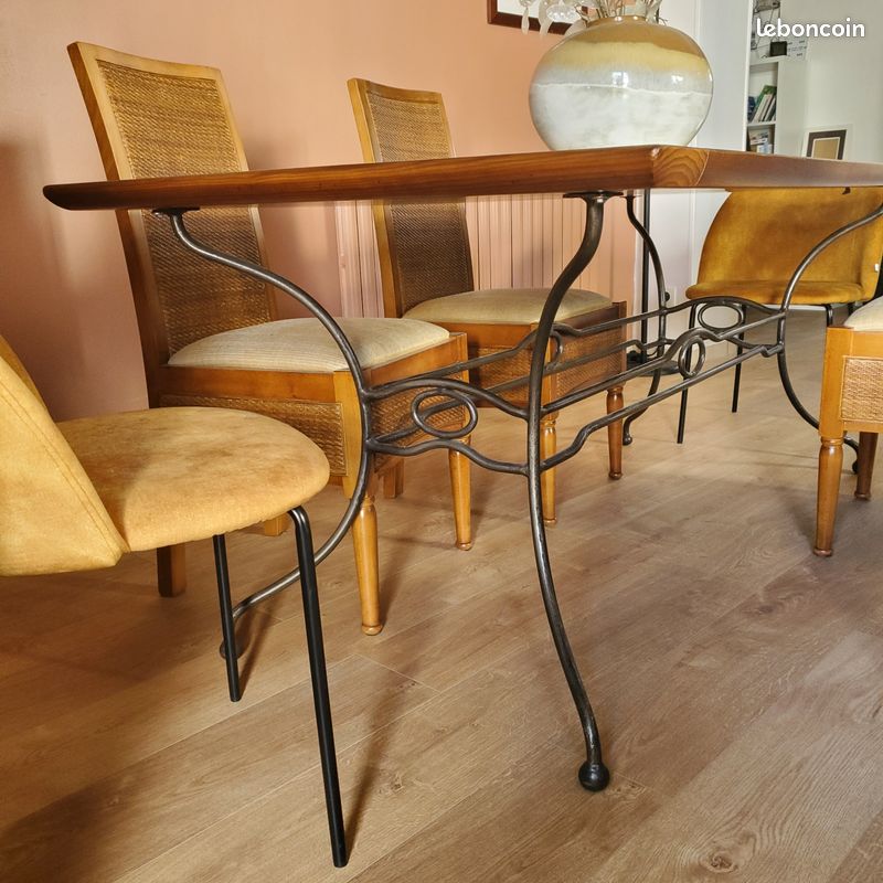 Table salle à manger pied fer forgé (image 1)