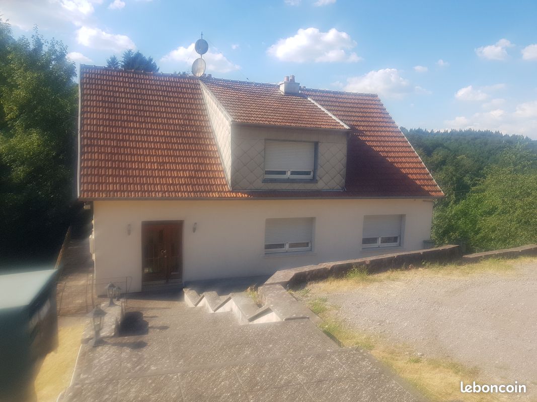 Maison 8 pièces 150 m² · à Goetzenbruck · 150 m² · 165 000 €