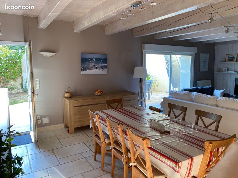 Location maison de pays rénovée tout confort Chéray Ile d'Oléron gite 12 personnes (image 6)