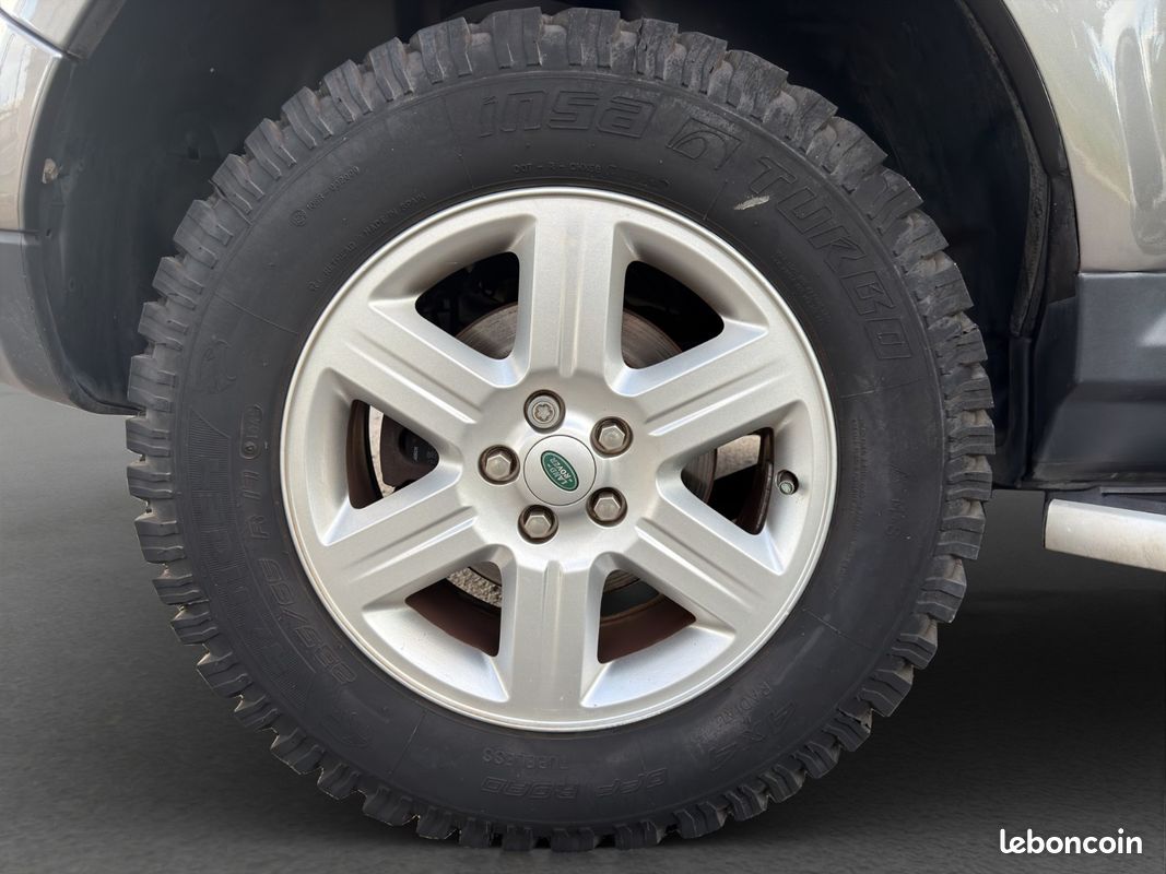 Land Rover FREELANDER 2 TD4 2.2 150ch 4X4 S (image 21)