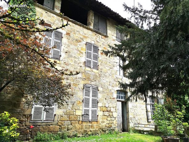 Immeuble 879 m² Figeac