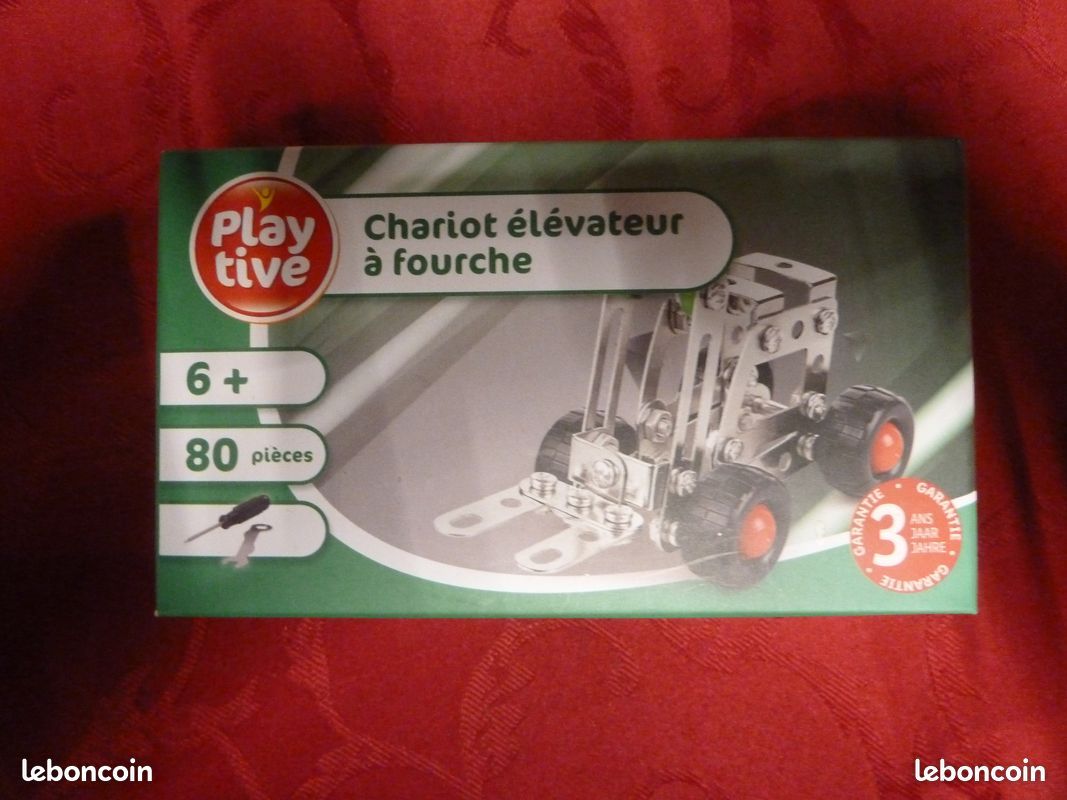 Chariot elevateur a fourche - type meccano - a monter neuf - playtive (image 1)