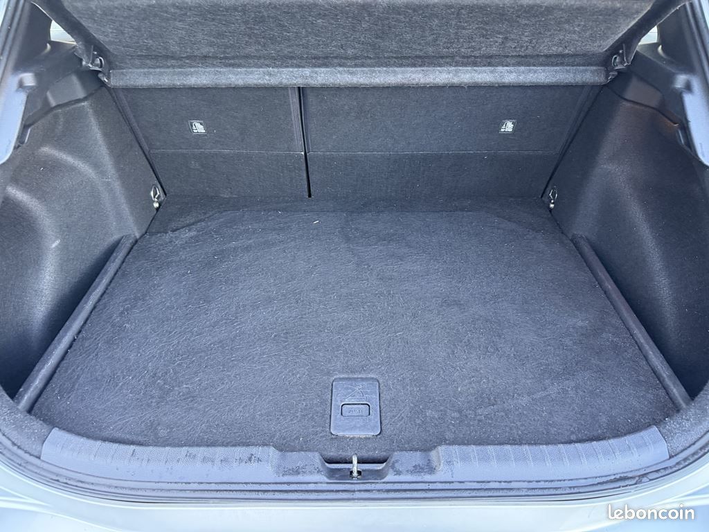 Toyota Corolla 122CH DYNAMIC BUSINESS (image 5)