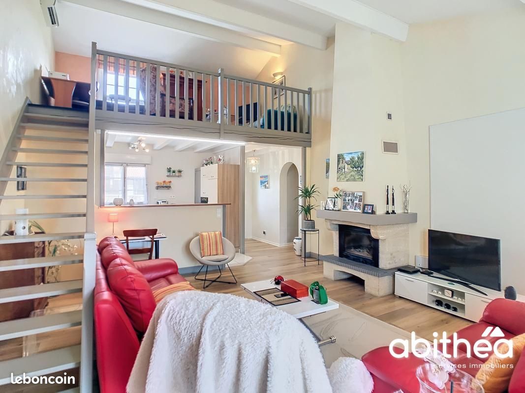 Maison 7 pièces 154 m² - Puymoyen 16400 (image principale 2)