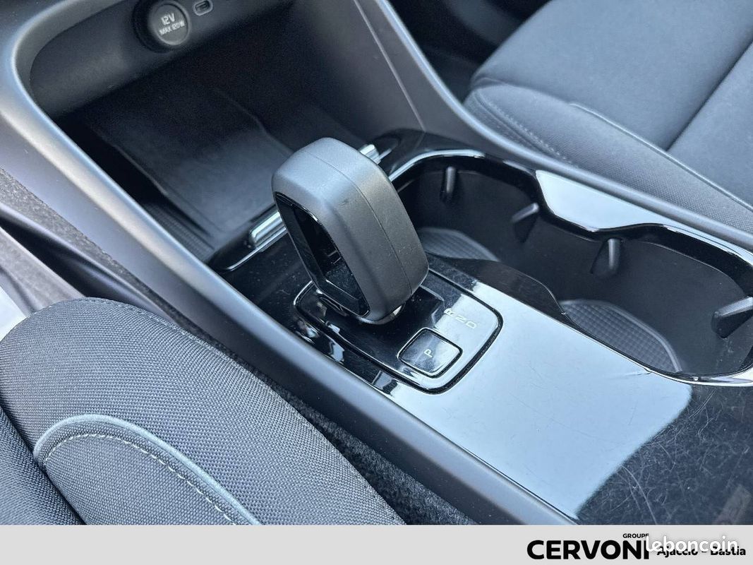 VOLVO XC40 Recharge 231 ch 1EDT Start (image 16)