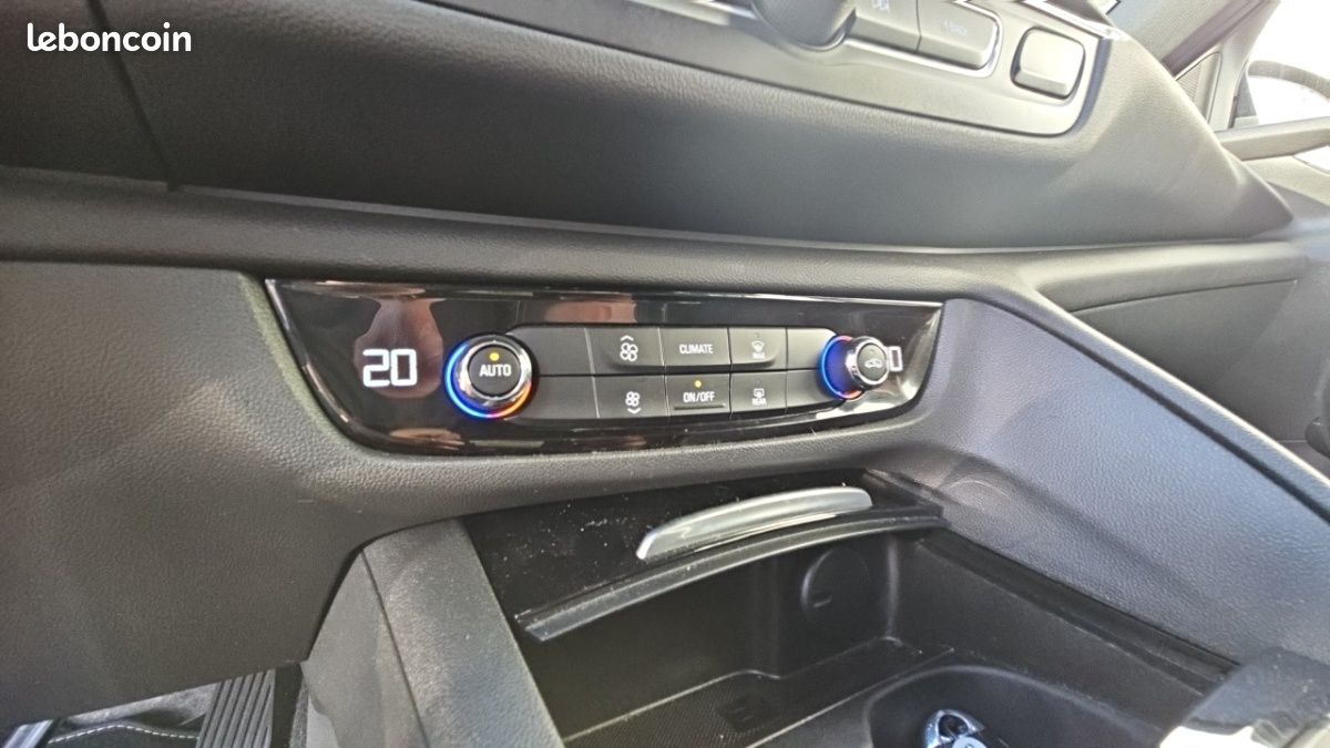 Opel INSIGNIA SPORTS TOURER 1.5 DIESEL 122 CH BVA8 ELEGANCE BUSIN (image 27)