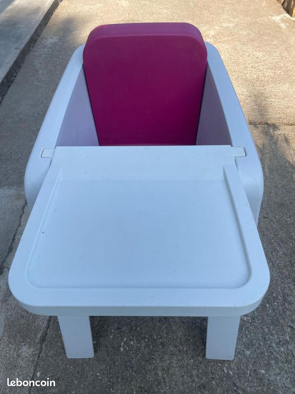 Chaise haute pour bébé (image 1)