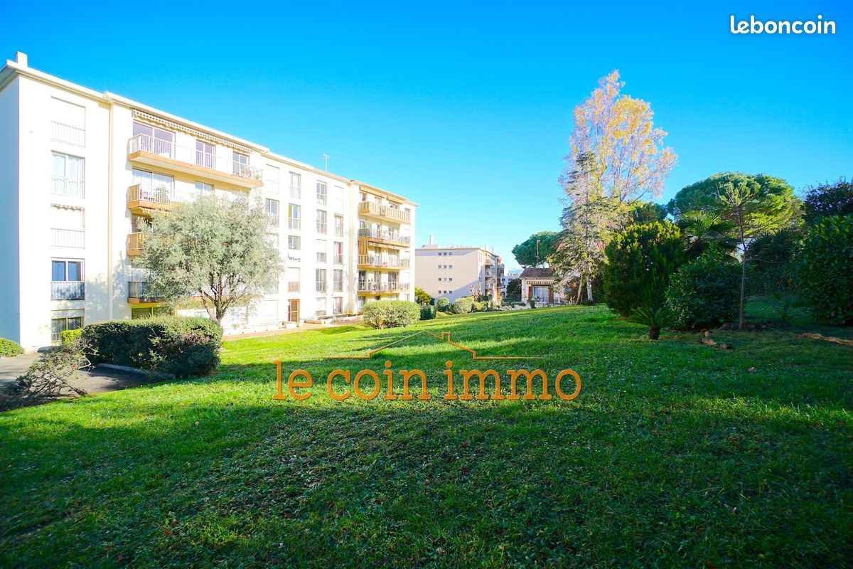 Appartement 4 pièces 90 m² · à Antibes · 90 m² · 350 000 €