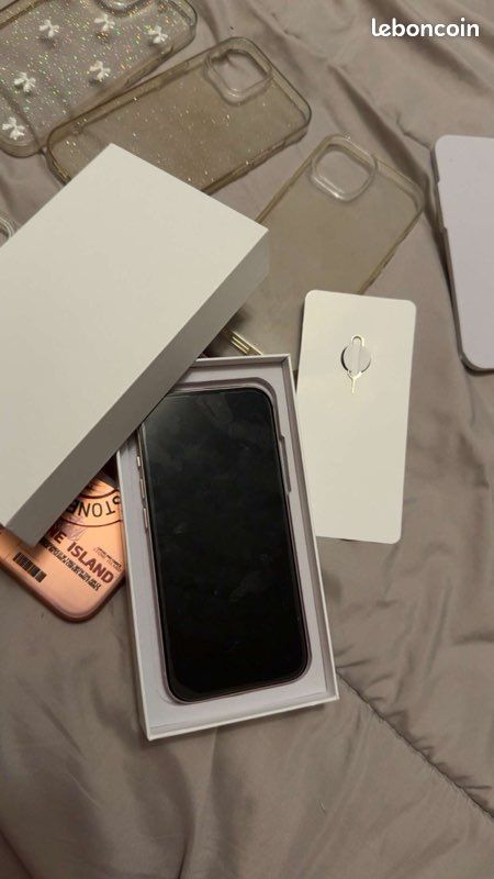 IPhone 15 (image 3)