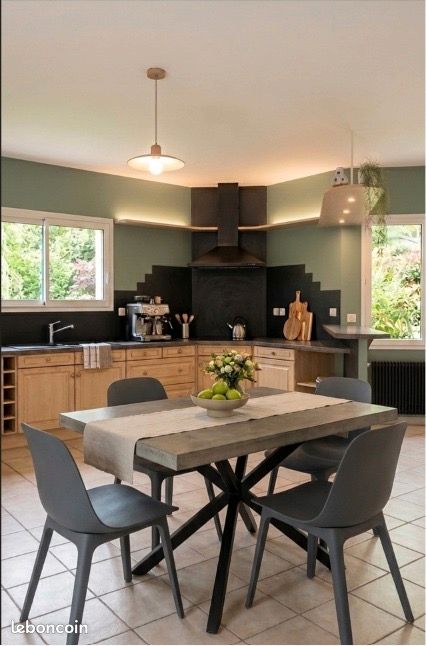 Maison 5 pièces 145 m² · à Buros · 145 m² · 335 000 €
