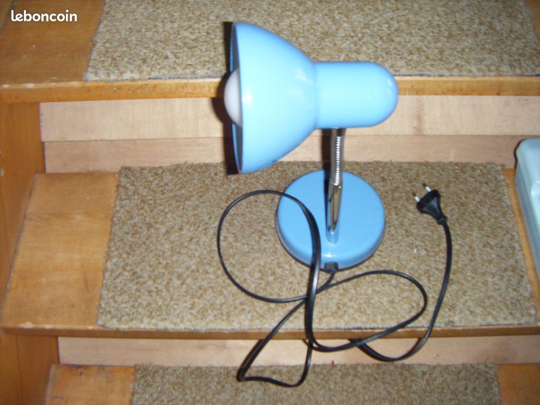 Lampe de bureau (image 1)