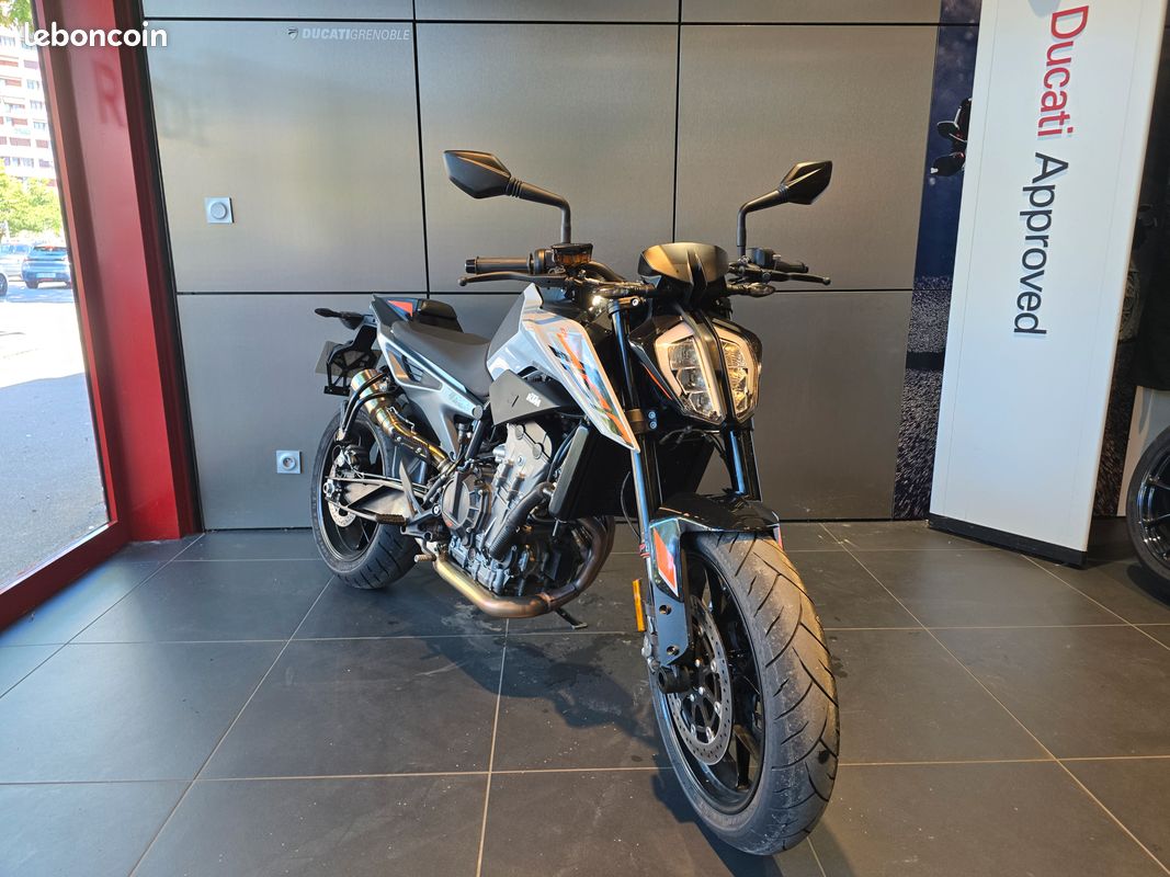 KTM 790 Duke L (image 2)