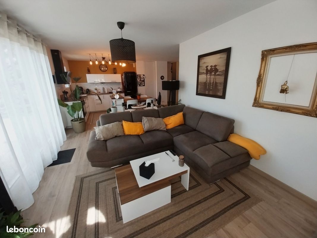 Appartement 3 pièces 70 m² · à Saint-Jean-de-la-Ruelle · 70 m² · 18 200 €