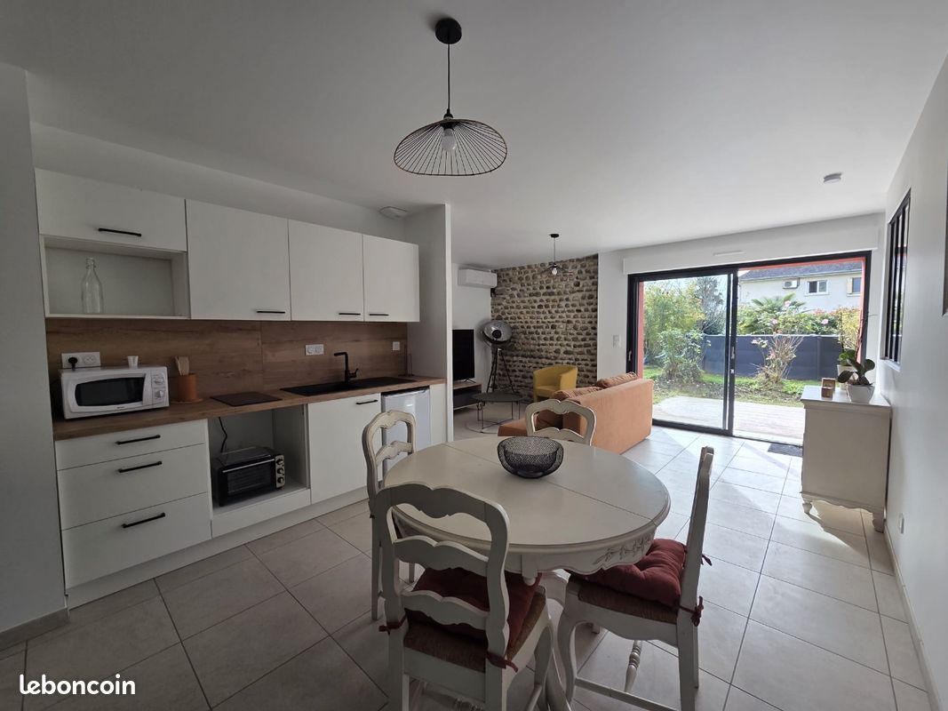 Appartement 2 pièces 40 m² · à Lescar · 40 m² · 700 €/mois