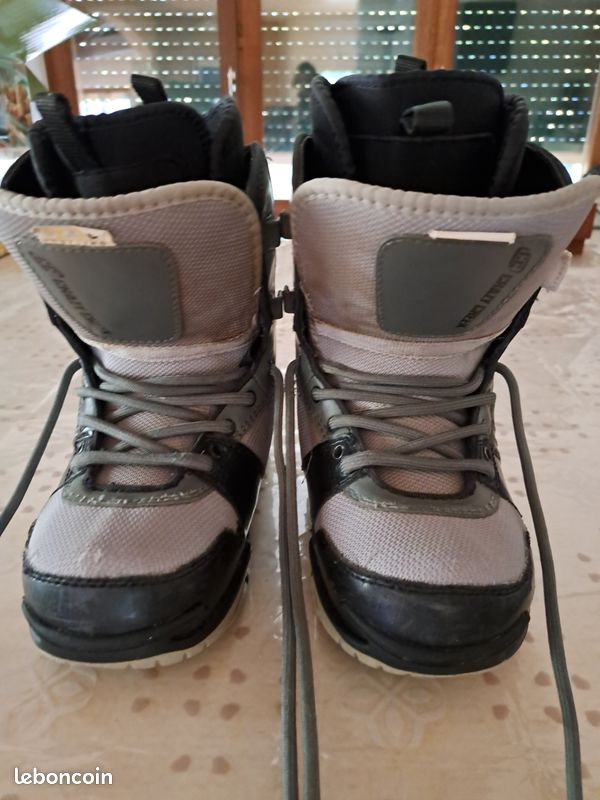 Chaussures snow board enfants taille 35 (image 1)