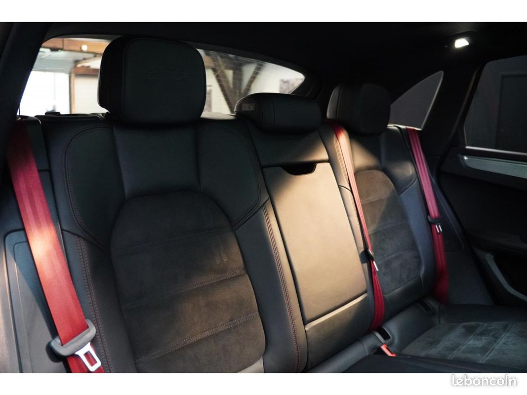 PORSCHE MACAN GTS 3.0i V6 360CV PDK - Toit ouvrant - Carmin - Bose (image 12)