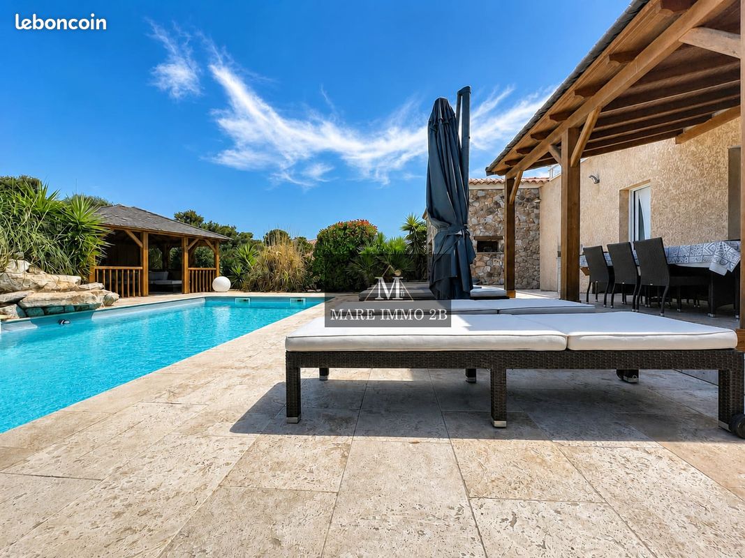 Maison de 160 m² avec piscine sur 1 541 m² de terrain (image 2)