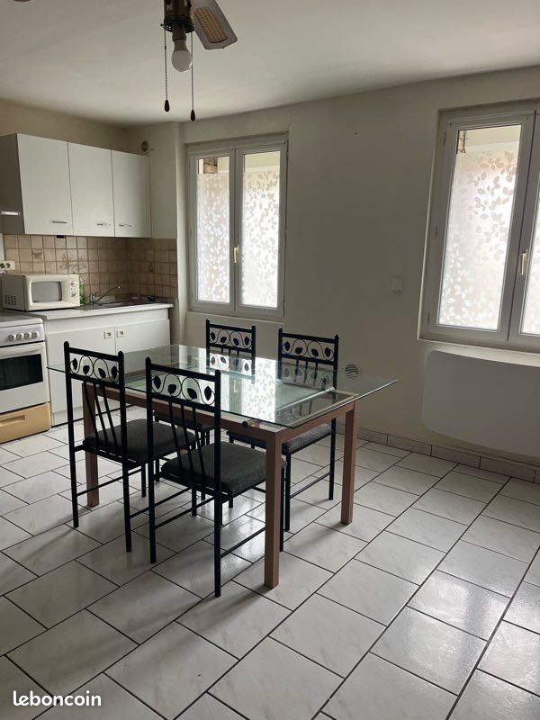 Appartement 2 pièces 65 m² · à Méricourt-l'Abbé · 65 m² · 500 €